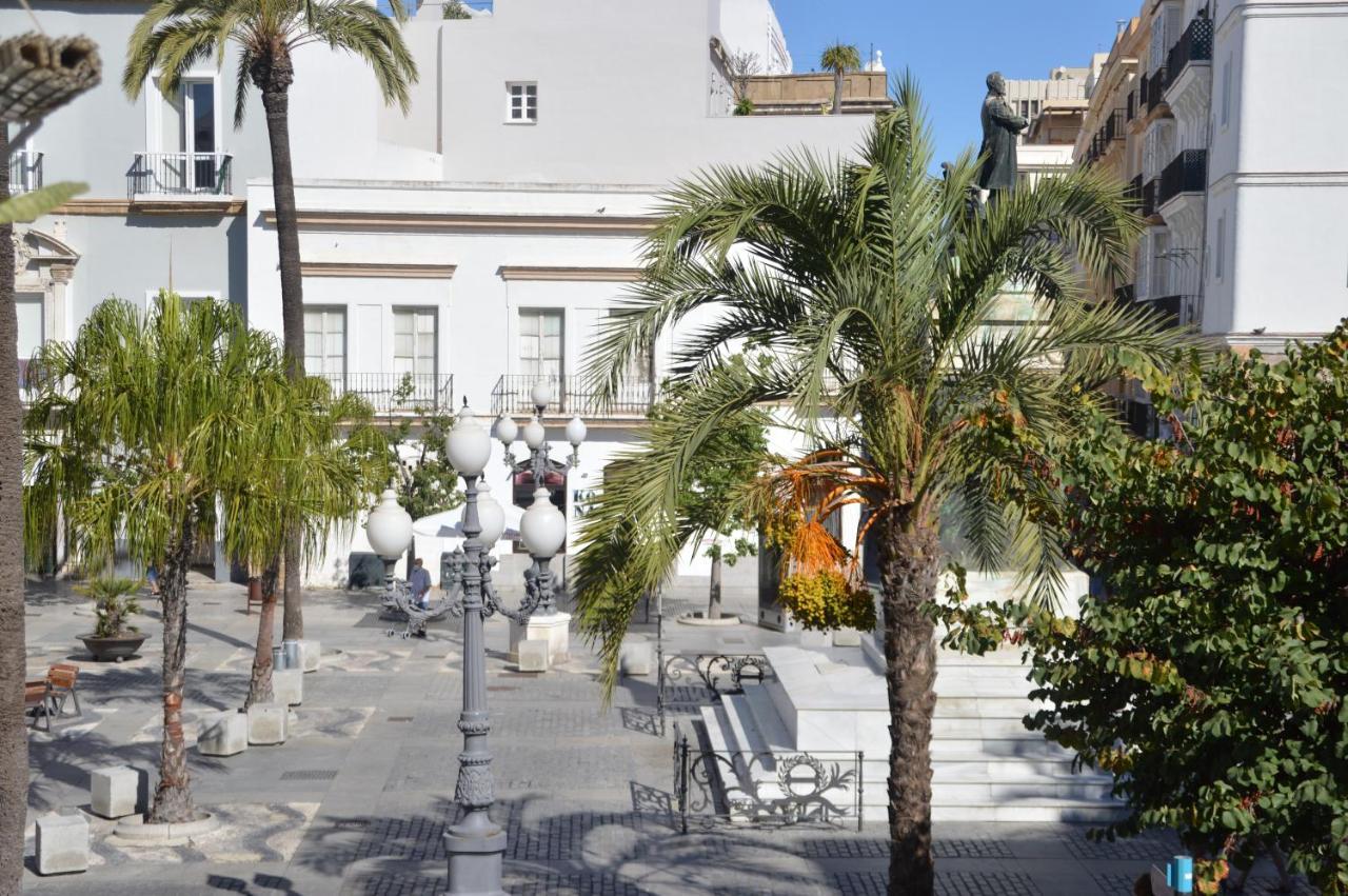 Hotel Cuatro Naciones Cádiz Exterior foto